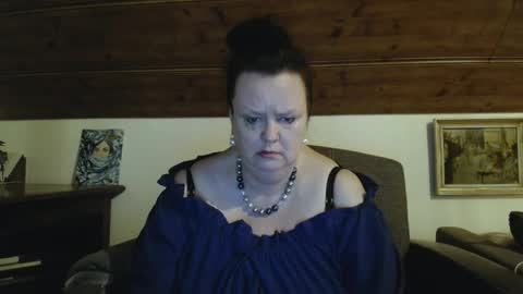 TiffanyMature online show from May 4, 8:59 pm