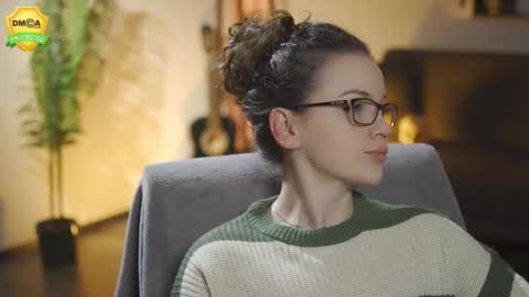 tiffanyriox online show from February 4, 12:47 am