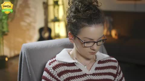 tiffanyriox online show from May 11, 11:46 pm