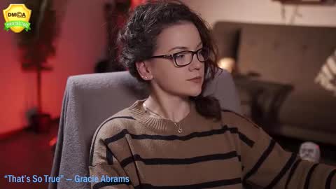 tiffanyriox online show from November 18, 1:52 am