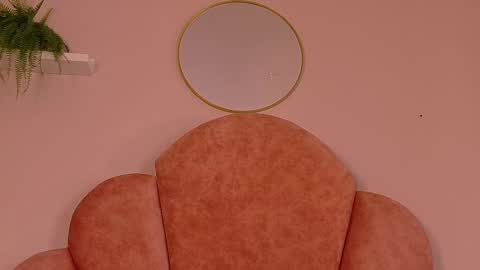 Tiffany  online show from November 12, 10:45 pm