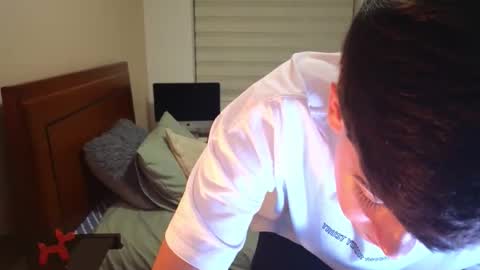 Snapshot of tightncuteass chatting on September 27, 12:52 am Camilo online show from September 27, 12:52 am