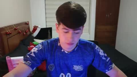 Camilo online show from December 14, 1:23 am