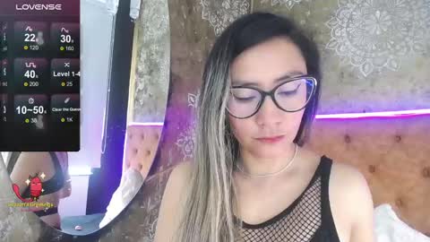 TILA TEQUILA online show from March 10, 1:00 pm