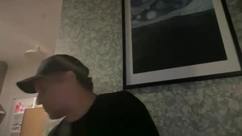 tim9369 online show from April 10, 6:52 am