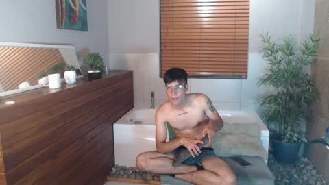 Timmy Bennett online show from March 30, 9:48 pm