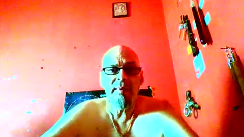Snapshot of timothy33asd chatting on September 14, 8:16 am timothy33asd online show from September 14, 8:16 am