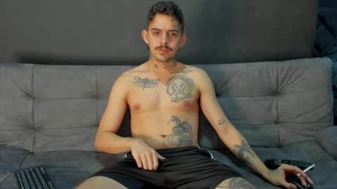 wanna play bareback uncut colombian couple new twink bbk online show from April 6, 7:09 am