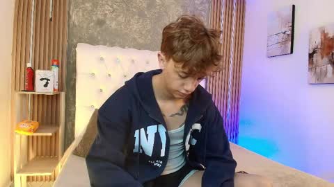 Timothy 21 years old online show from April 15, 9:04 pm