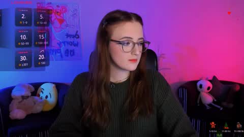 tina_blade_ online show from January 9, 8:47 pm