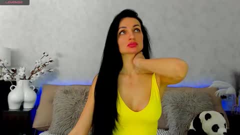 Tina online show from March 5, 12:14 pm