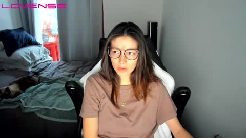 Tina online show from February 14, 7:02 pm