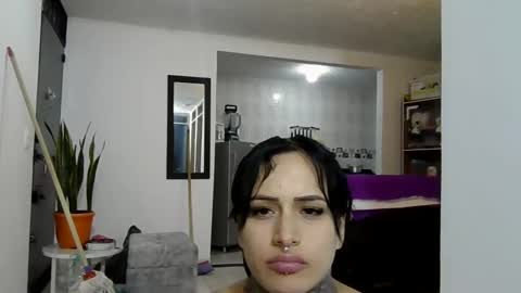 I AM BELLA  ----------- follow my  IG  TINNS 69 online show from March 2, 5:01 am