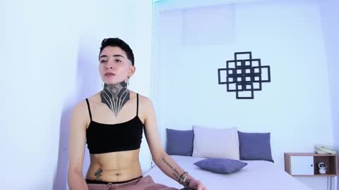 TINNY AND CANDY online show from September 29, 5:45 pm