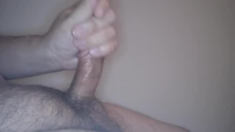 Snapshot of tinyd46 chatting on December 7, 4:48 am tinyd46 online show from December 7, 4:48 am