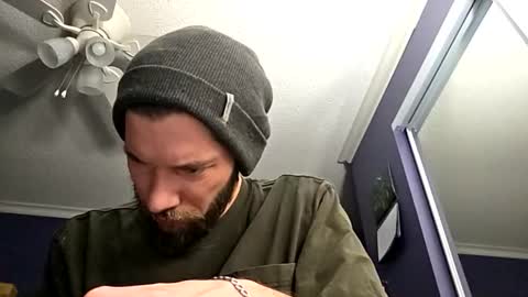 tinyguynicecock online show from April 2, 7:15 am