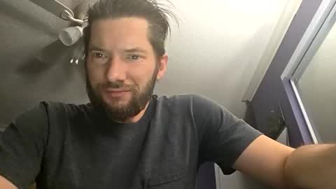 tinyguynicecock online show from March 28, 9:54 am