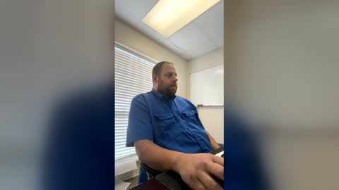 C online show from April 23, 10:33 pm