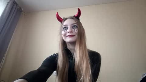 Hi Im Carry 18 years old online show from November 12, 6:49 am