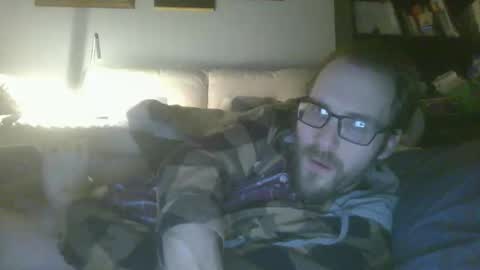 titlovercums online show from February 9, 4:27 am