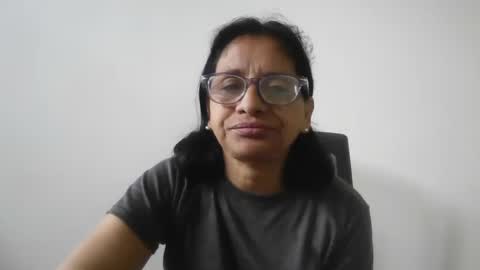 Snapshot of titssmall123 chatting on October 11, 3:59 pm Ester online show from October 11, 3:59 pm