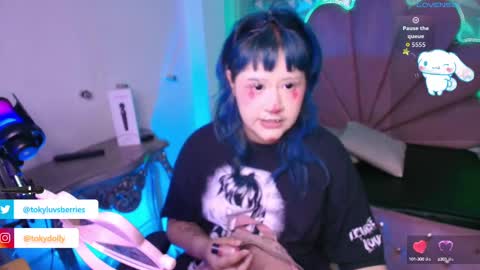 toky         online show from September 25, 7:10 pm