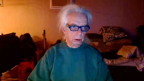 tom112292014 online show from March 2, 3:34 am