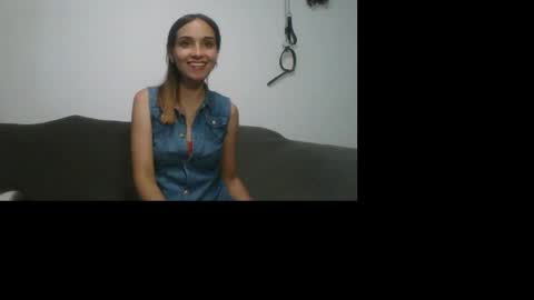 Flor online show from December 23, 3:34 am