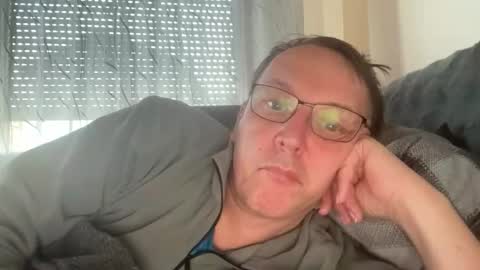 Tom online show from March 4, 4:15 pm