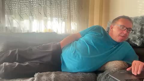 Tom online show from January 17, 10:24 am