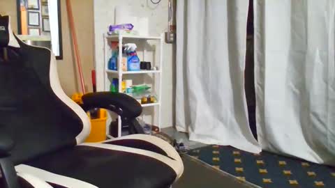 Tom online show from April 4, 6:31 am