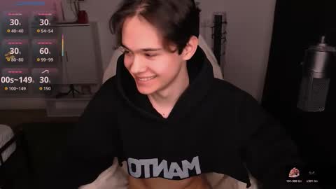 Tom online show from February 3, 10:36 pm