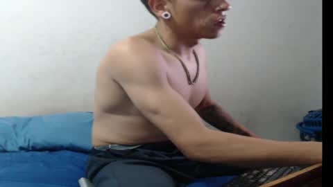 tomas_turbado_ online show from April 10, 6:30 am