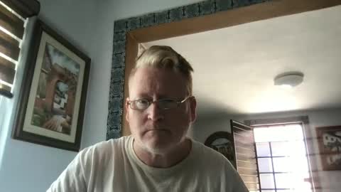 Hola online show from February 5, 9:18 pm