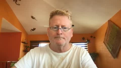 Hola online show from February 26, 8:12 pm