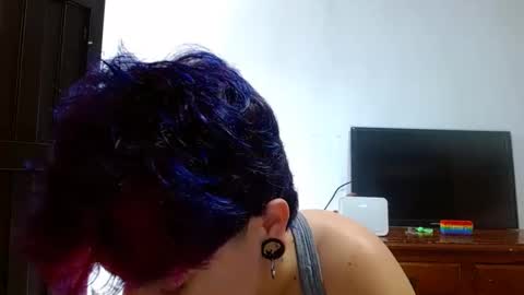 Blue online show from May 13, 5:22 pm