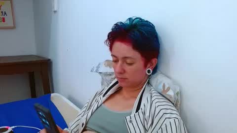 Blue online show from March 18, 6:47 pm