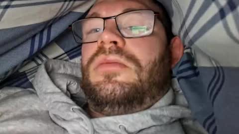 tomlaw1991 online show from February 22, 7:12 am