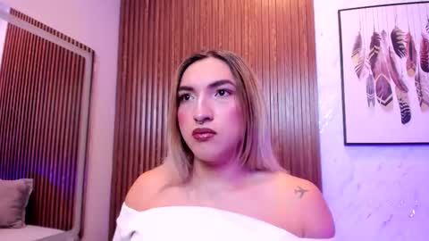   online show from December 14, 11:49 am