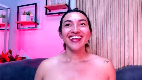   online show from February 5, 9:07 pm