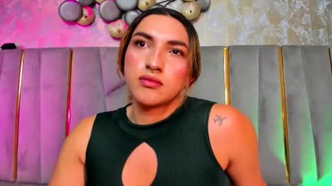   online show from January 31, 7:11 pm