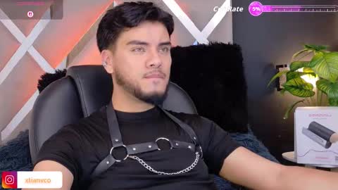 Tommy Dubois online show from December 19, 4:08 am