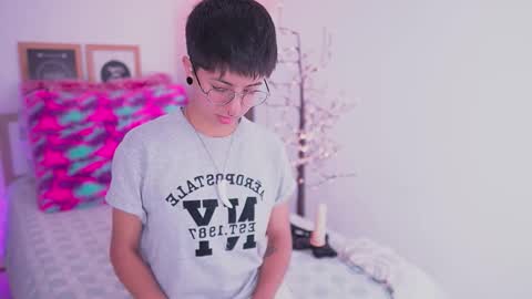 Blue  online show from September 12, 2:02 am