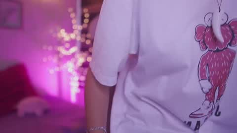 Blue  online show from March 3, 6:24 pm