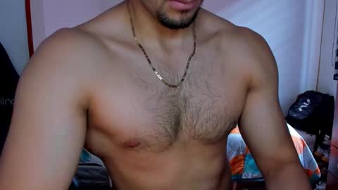 Twitter BreddTommy IG tommy bredd online show from December 21, 6:36 pm