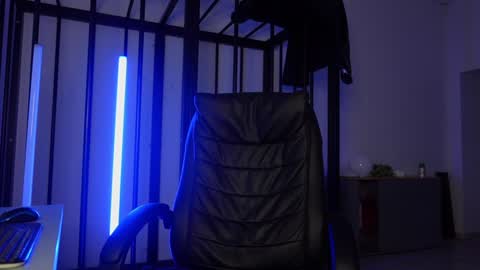  tommy burnzzz  online show from January 21, 8:41 am