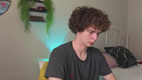 Tommy online show from September 25, 3:52 pm