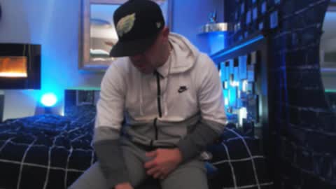 Tommy online show from November 28, 2:24 pm