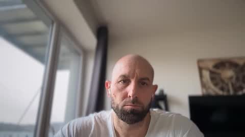 Thomas Fit online show from March 25, 12:23 pm