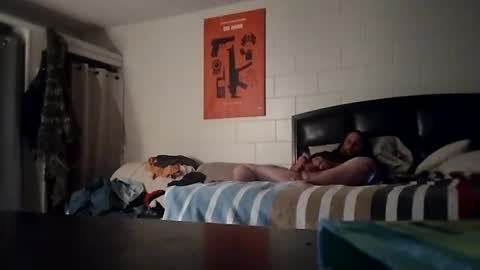 tomthebomb347 online show from December 6, 6:31 am